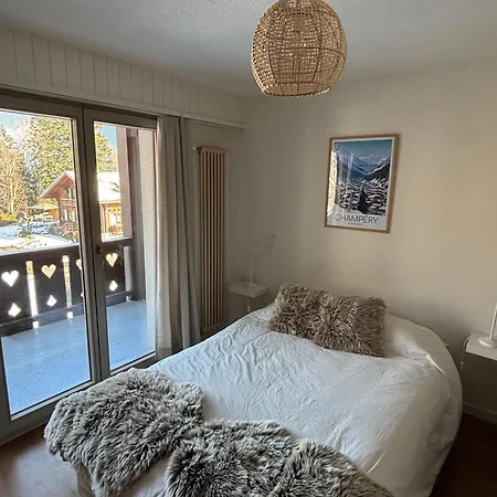 Mountain In Port De Soleil * Шампери